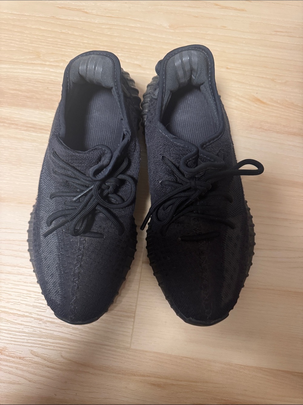 Men's Black Knit Lace-Up Sneakers